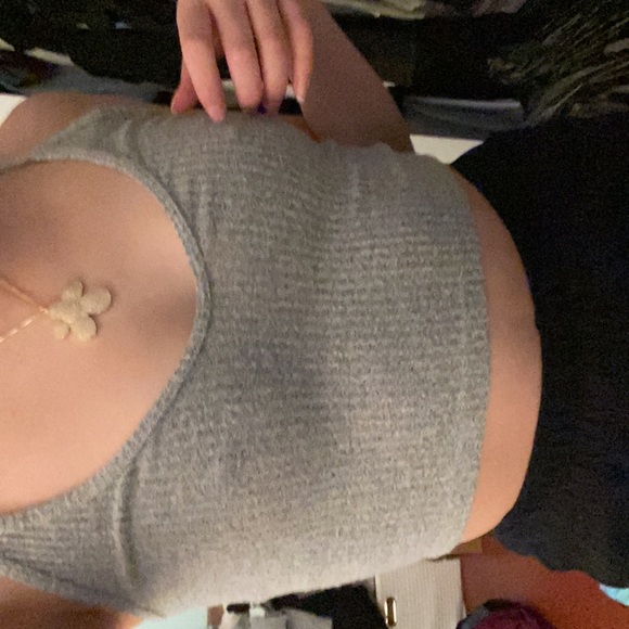 Aritzia community knit top grey xxs - Picture 3 of 3